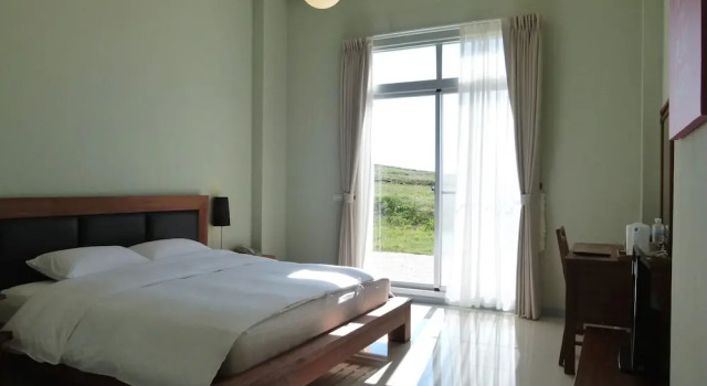 Camera Standard Down-Home Hotel