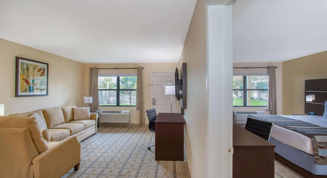 Двухместный люкс c 1 комнатой Baymont by Wyndham Punta Gorda/Port Charlotte