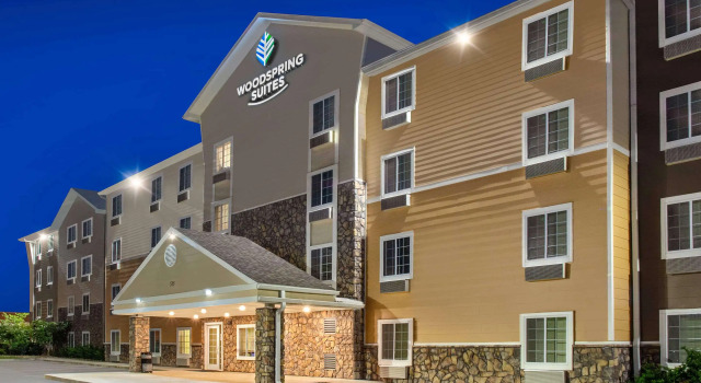 WoodSpring Suites Nashville Airport