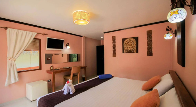 Coral Island Resort, Забронировать Курортный отель Ко-Хе остров Пхукет