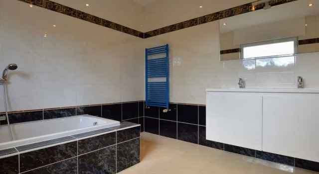Вилла Spacious Villa in Zingem With Garden