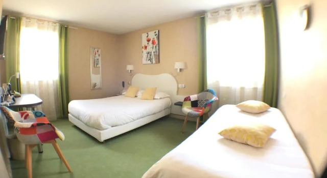 Номер Comfort Logis Auvhôtel