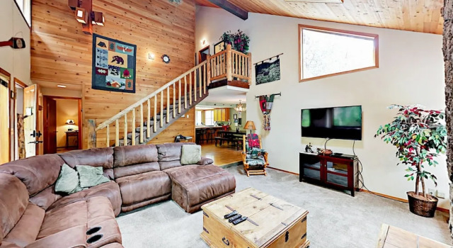 18017 Camas Lane Home #20 4 Bedrooms 2 Bathrooms Home, Rezerwuj Dom wakacyjny Sunriver Mount Bachelor