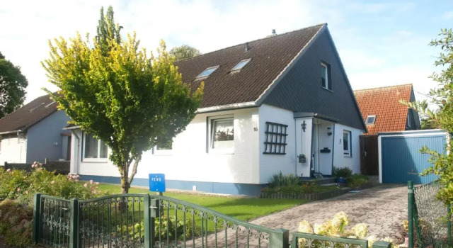 Ferienwohnung 27, Забронировать Отель Штайн Bay of Kiel