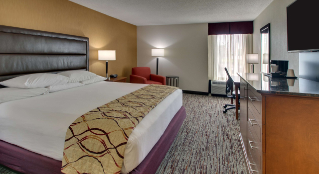 Номер Deluxe Drury Inn & Suites Bowling Green