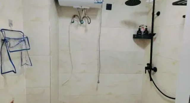 Haihu Homestay Zhi Jia, Prenota Hotel Huzhou Zhejiang