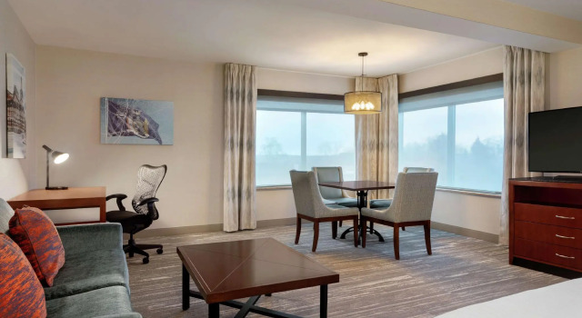 Двухместный полулюкс Hilton Garden Inn Troy