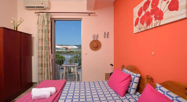 Апартаменты c 1 комнатой с видом на море Annas Apartments and Studios - Planespotters Paradise