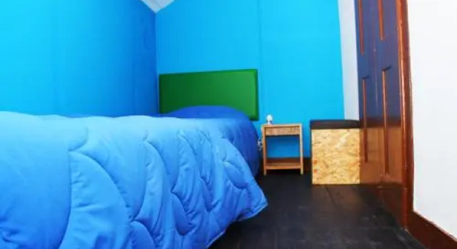 Single Fin iSurf Hostel