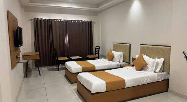 Двухместный номер Deluxe TGR Hotel