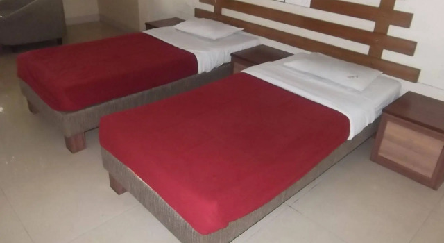 Hotel Nikhil Garden, Varaa Hotelli Shikrapur New Delhi