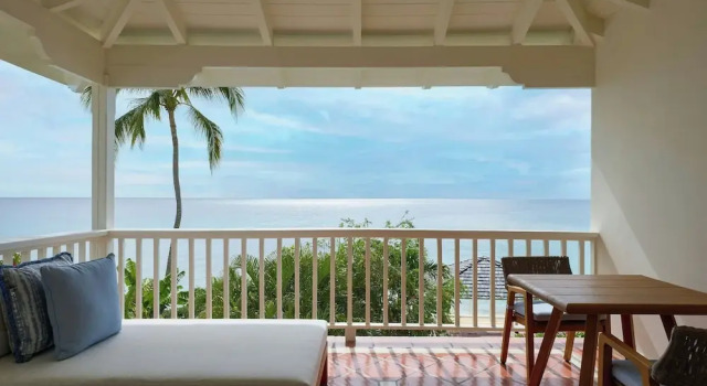 Четырёхместный полулюкс oceanfront The House, An Autograph Collection All-Inclusive Resort