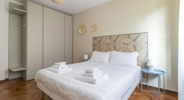 Il Borgo Apartments C2 - Sv-d600-navi44btc, Buchen Sie Ferienwohnung Hotels in Finale Ligure mit Pool, Schwimmbad