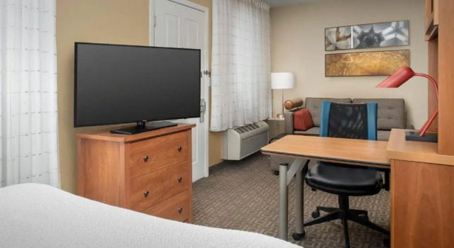 Люкс Deluxe TownePlace Suites by Marriott Portland Hillsboro