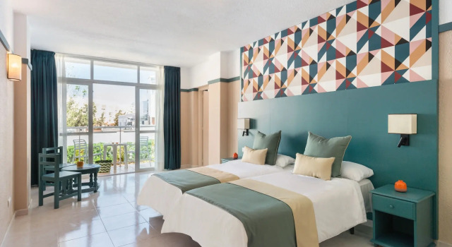 Aparthotel Vibra Club Maritim, Book Hotel Hotels in Ibiza with a Pool, Swimming Pool