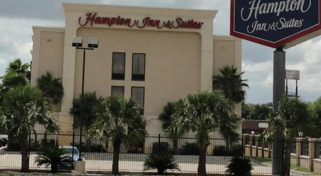 Четырёхместный номер Standard Hampton Inn and Suites Houston-Katy