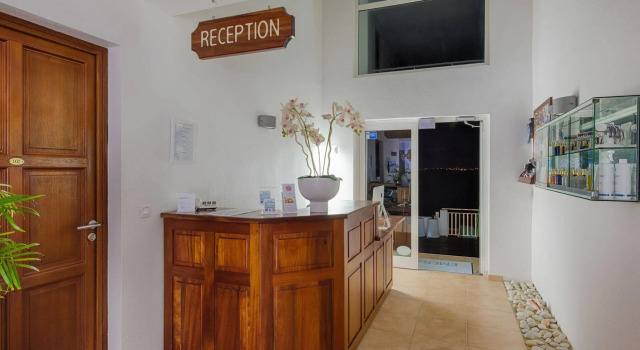 Bleu Emeraude Hotel, Book Hotel Hotels in Orient Bay with Breakfast, Breakfasts