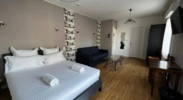 Семейный номер Standard Contact Hotel Les Montois