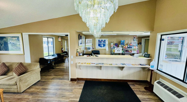 Knights Inn Bridgeport Frankenmuth, Reserva ahora Hotel Hoteles en Bridgeport con piscina, Piscina