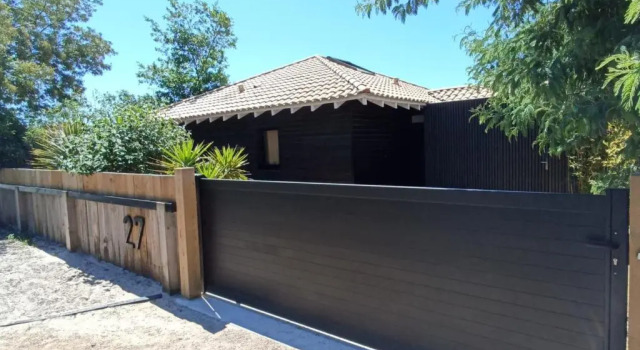Коттедж Very Nice Wood Frame House With Garden