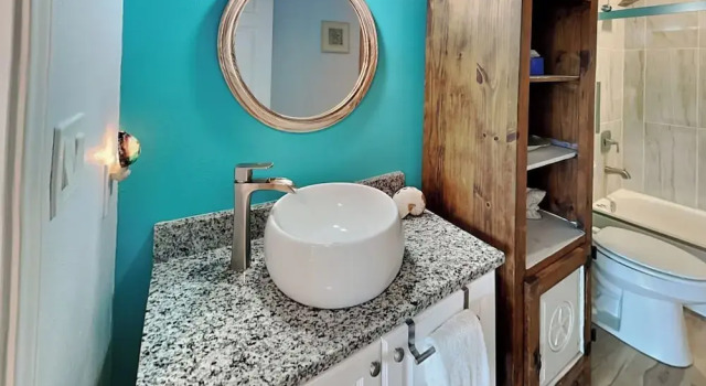 Pura Vida Oasis by Miss Kitty’s