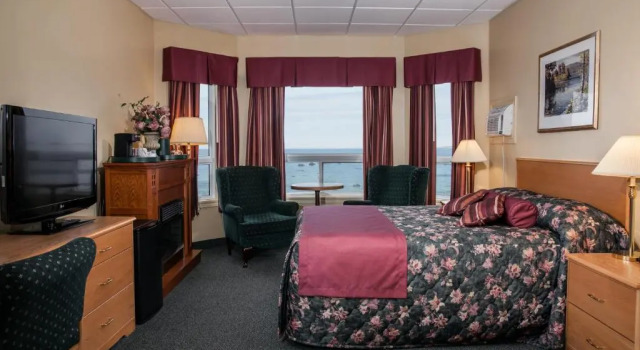 Четырёхместный номер Standard с видом на океан Shallow Bay Motel & Cabins