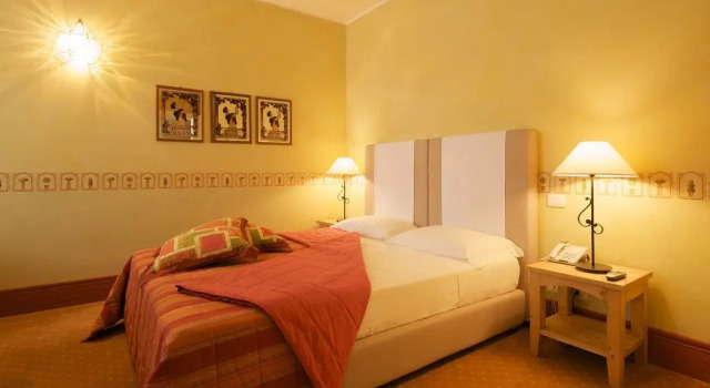 A Casa Di Paola, Book Hotel Hotels in Chiarano with Parking, Parking