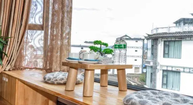 Qianmo Hotel, Rezerwuj Hotel Dali Yunnan