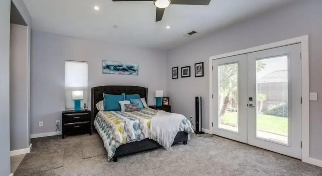 Los Palmas 30 Days Minimum 3 Bedroom Home by RedAwning