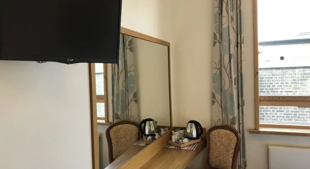 Victorian Loft Living Hotel 22, Забронировать Отель Отели Лондона с парковкой, рядом с Выставочный центр Olympia, Парковка
