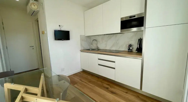 Renovated Apartment With Balcony, Забронировать Апартаменты/квартира Каорле Линьяно-Ривьера