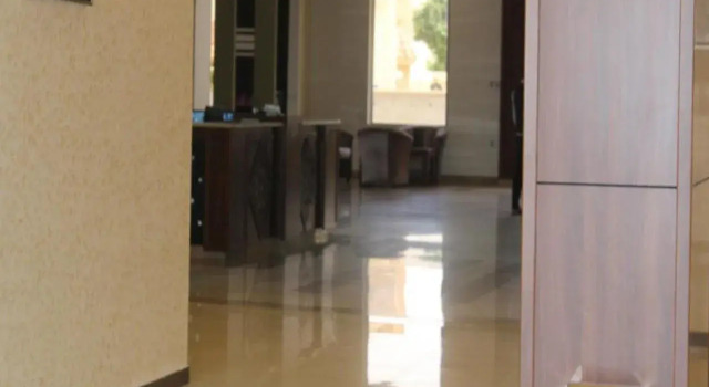 Clouds and Stars Furnished Units 2, Buchen Sie Hotel Al Aziziyah 