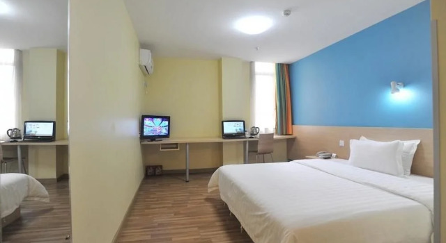 Super 8 Hotel - Shiyan Theater Sehnzhen