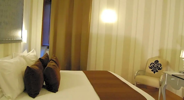 Одноместный номер Standard Royal Palace Luxury Hotel