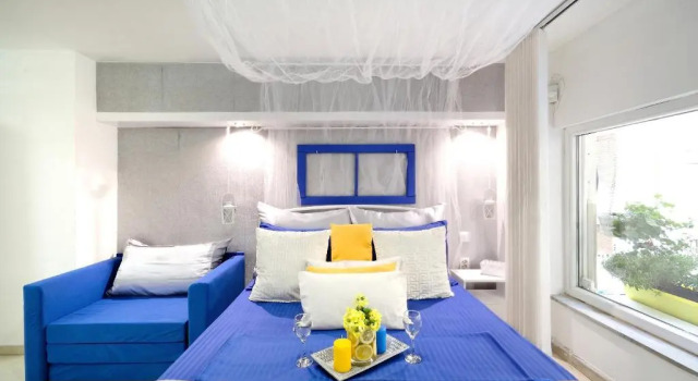 Апартаменты Santorini Style in Athens, Greece