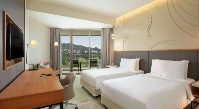 Двухместный номер Deluxe Radisson Golf & Convention Center Batam