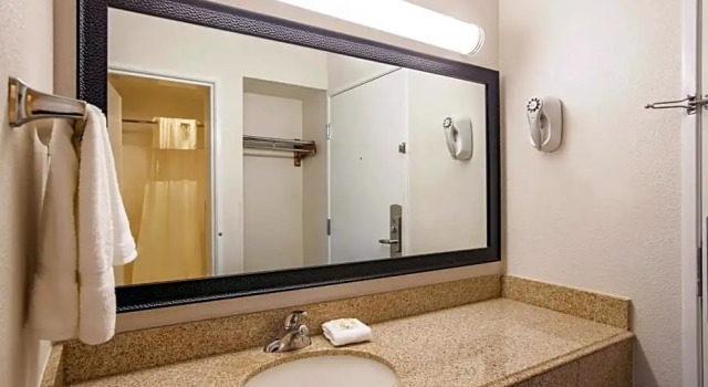 Номер Standard La Quinta by Wyndham Baton Rouge Siegen Lane