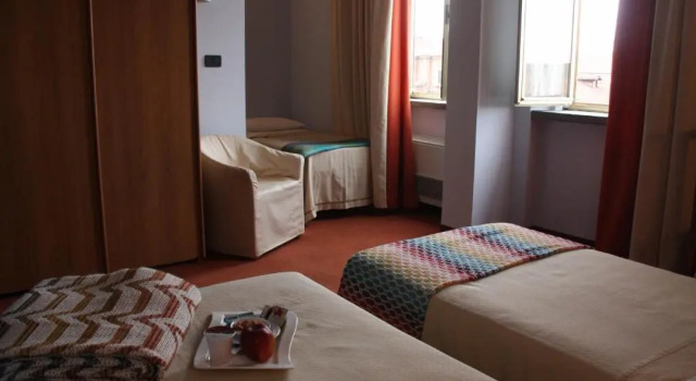 Трёхместный номер Standard Hotel Lux