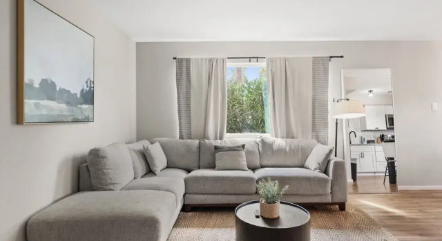 Апартаменты Fashion Square Apt1 SWVillage Scottsdale 8Plex