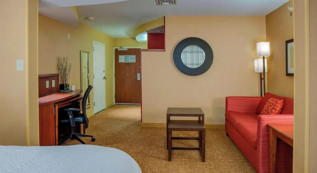 Люкс c 1 комнатой Courtyard by Marriott Indianapolis Noblesville