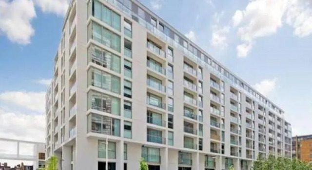 Lanterns Court E14