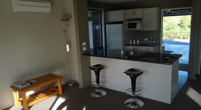 739 Christchurch Bed and Breakfast, Забронировать Мини-отель Мини-отели Porters Ski Area, Мини-отель