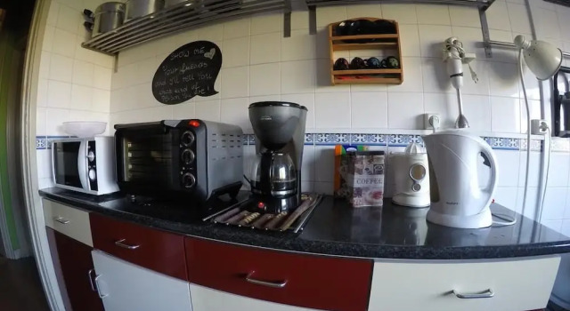 Кровать в общем номере (женский номер) Oporto Sky Hostel