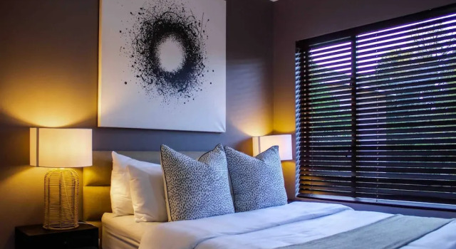Beautiful 2 Bedroom Apartment Near Monte Casino, Boek Appartement Sandton 