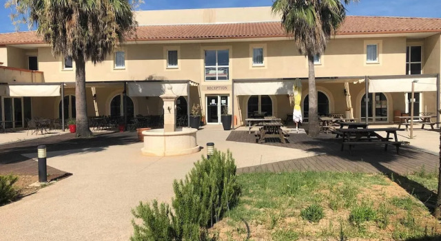 House With one Bedroom in Gallargues-le-montueux, With Pool Access, Furnished Terrace and Wifi - 20 km From the Beach, Rezerwuj Hotel Gallargues-le-Montueux Gard