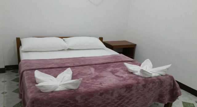 Palangan Bayview Beach Resort, Rezerwuj Ośrodek wypoczynkowy Hotele w Puerto Galera z basenem, Basen