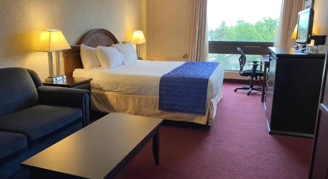 Standard Zimmer Ramada by Wyndham Lethbridge