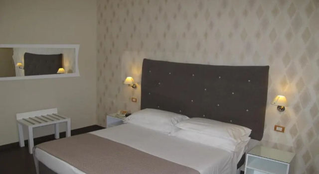 Трёхместный номер Standard Hotel Club