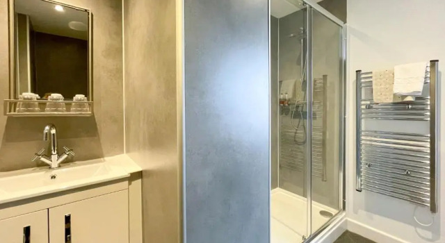 Трёхместный номер Standard The Auckland Hotel