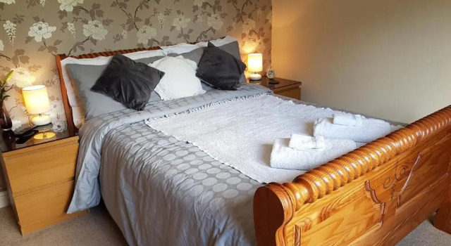 Lilyoak Bed & Breakfast, Prenota Hotel  